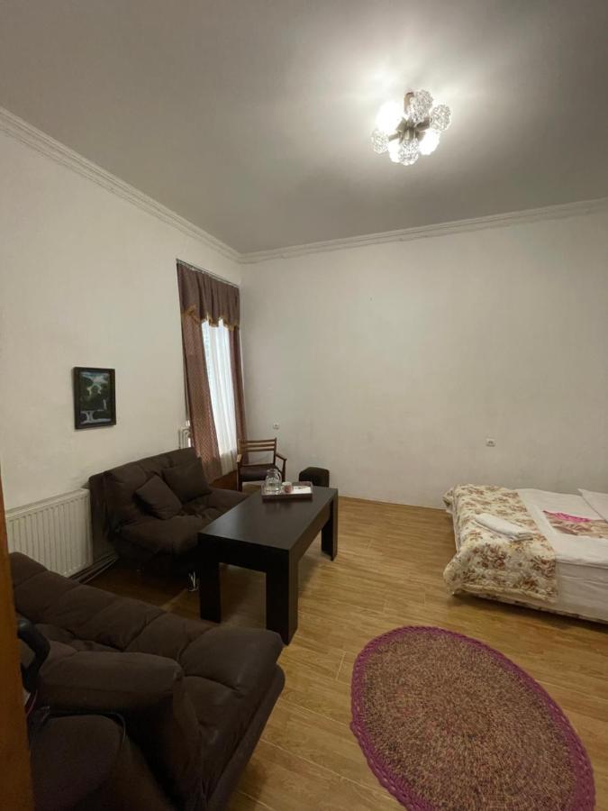 Leila Apartment 第比利斯 外观 照片